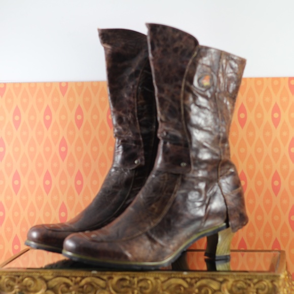 Eject Brown Leather Boots Like New - Picture 16 of 16